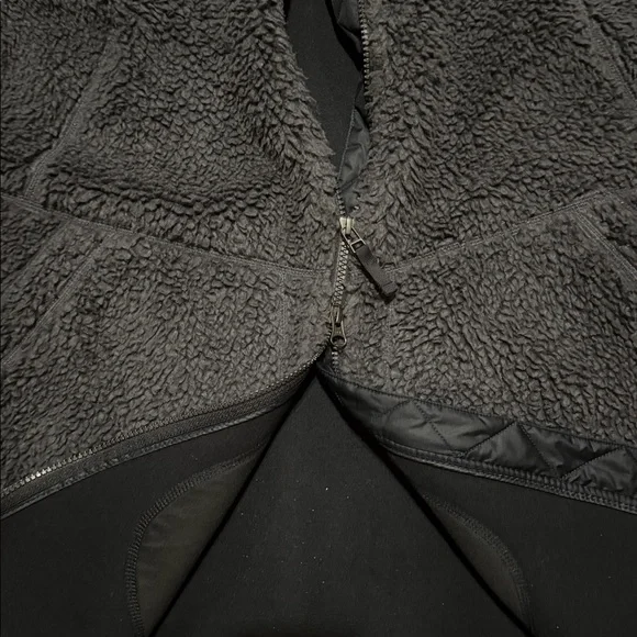 Woman’s L.L.Bean Mountain Pile Fleece Coat, size XL - Picture 2 of 14